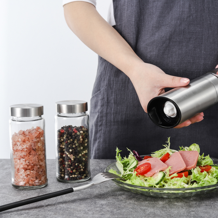 Automatic-Salt-and-Pepper-Grinder-set-4