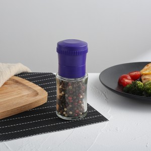 Bulk Plastic Black Pepper and Salt Grinder