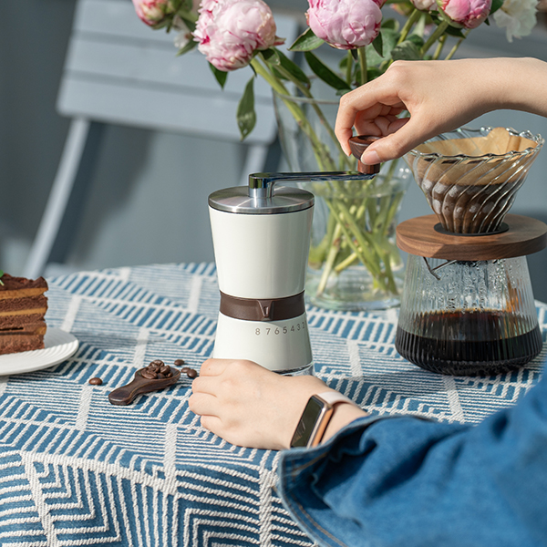 Custom Coffee Burr Hand Grinder with 8 External Adjustments