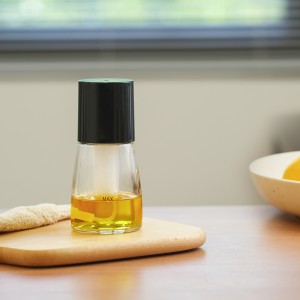 Custom Kitchen Oil Sprayer with Dust-proof Cap