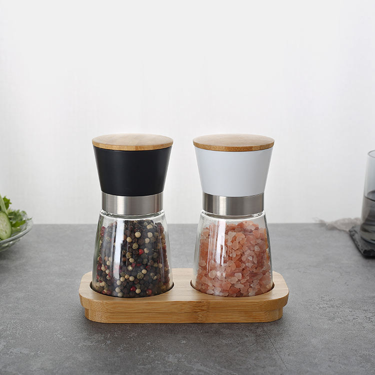 ODM Manual Adjustable Salt and Pepper Grinder Set with Bamboo Lid 1