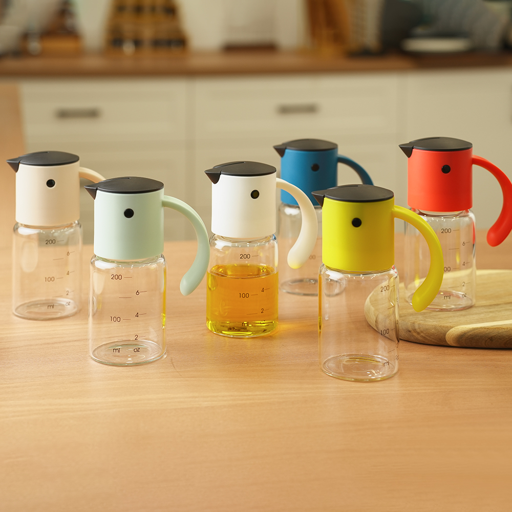 OEM&ODM Portable Colorful Gravity Kitchen Oil Dispenser​ 1